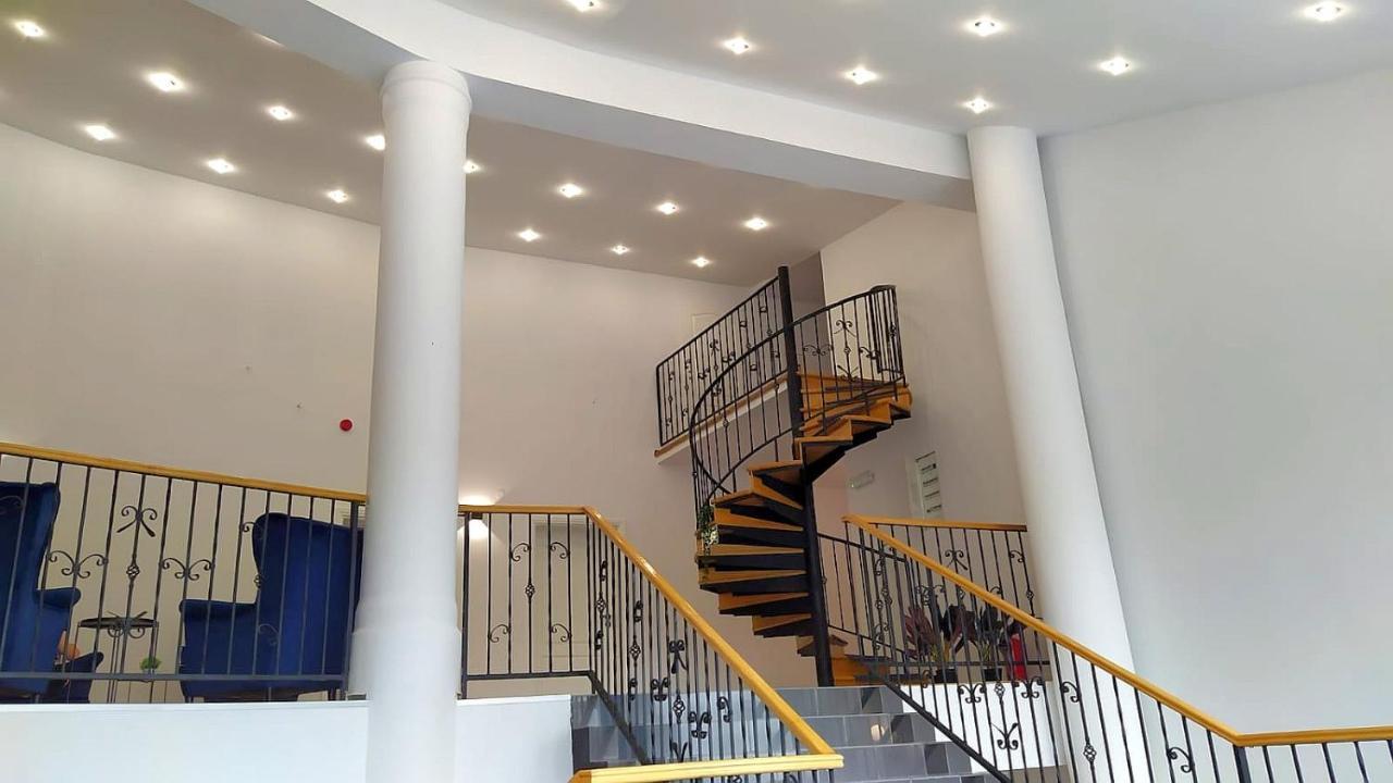 Great Polonia Ustka Bed and Breakfast Εξωτερικό φωτογραφία
