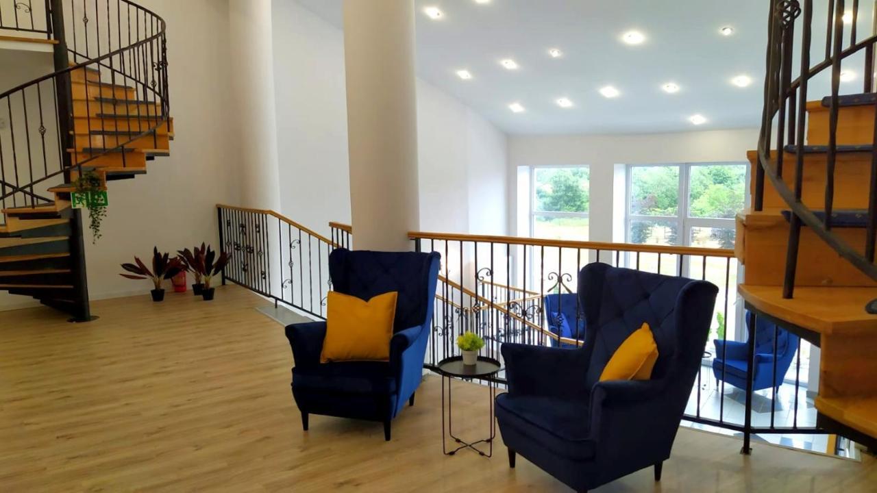 Great Polonia Ustka Bed and Breakfast Εξωτερικό φωτογραφία