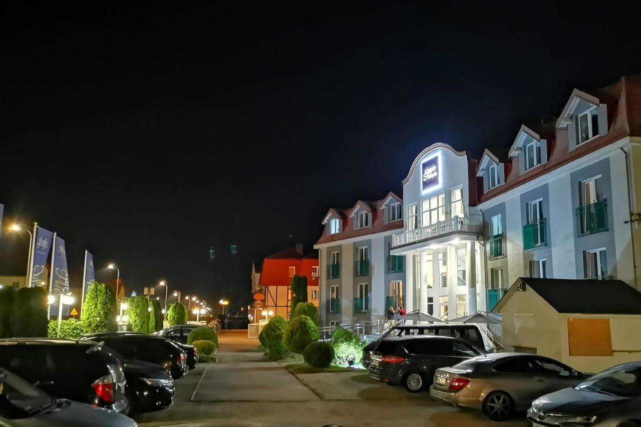 Great Polonia Ustka Bed and Breakfast Εξωτερικό φωτογραφία