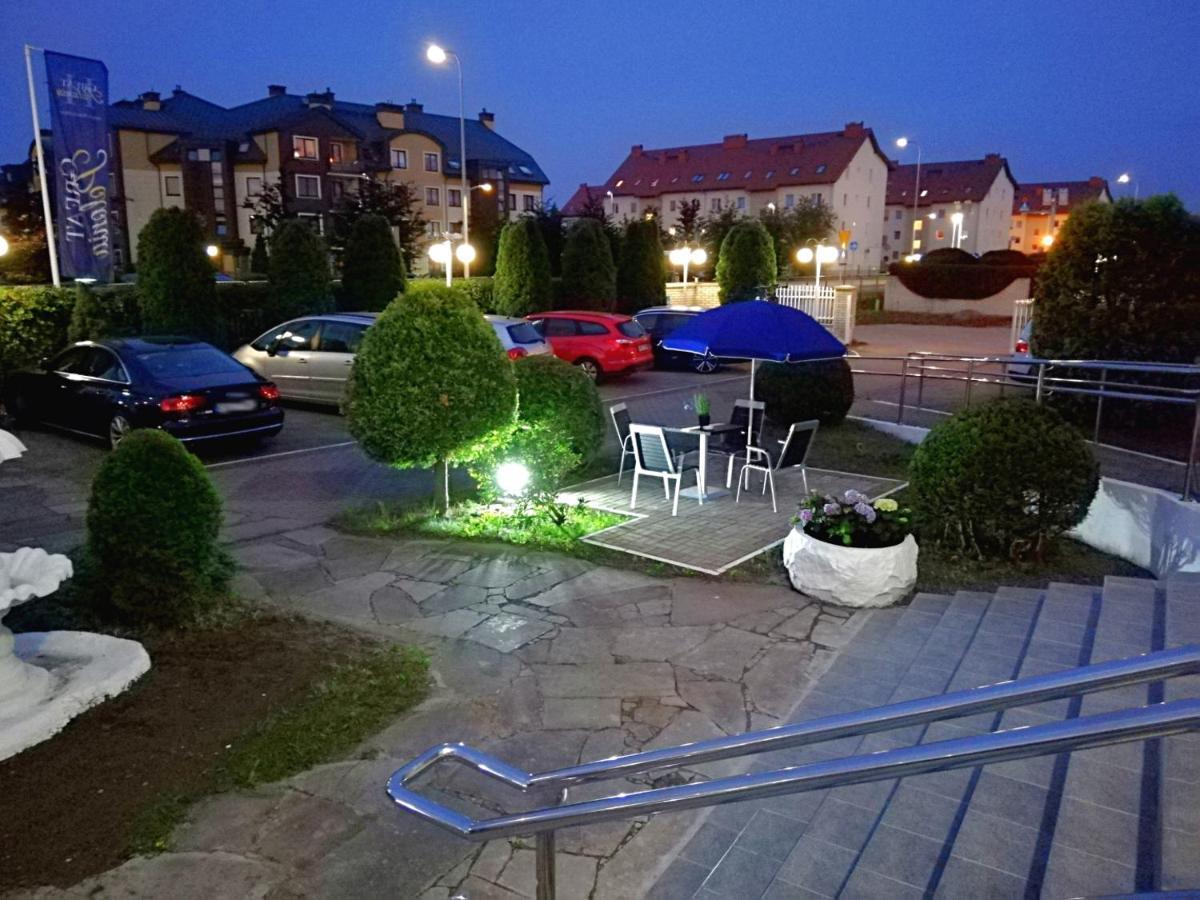 Great Polonia Ustka Bed and Breakfast Εξωτερικό φωτογραφία