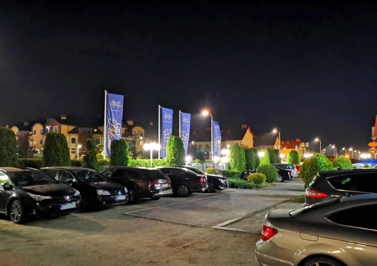 Great Polonia Ustka Bed and Breakfast Εξωτερικό φωτογραφία
