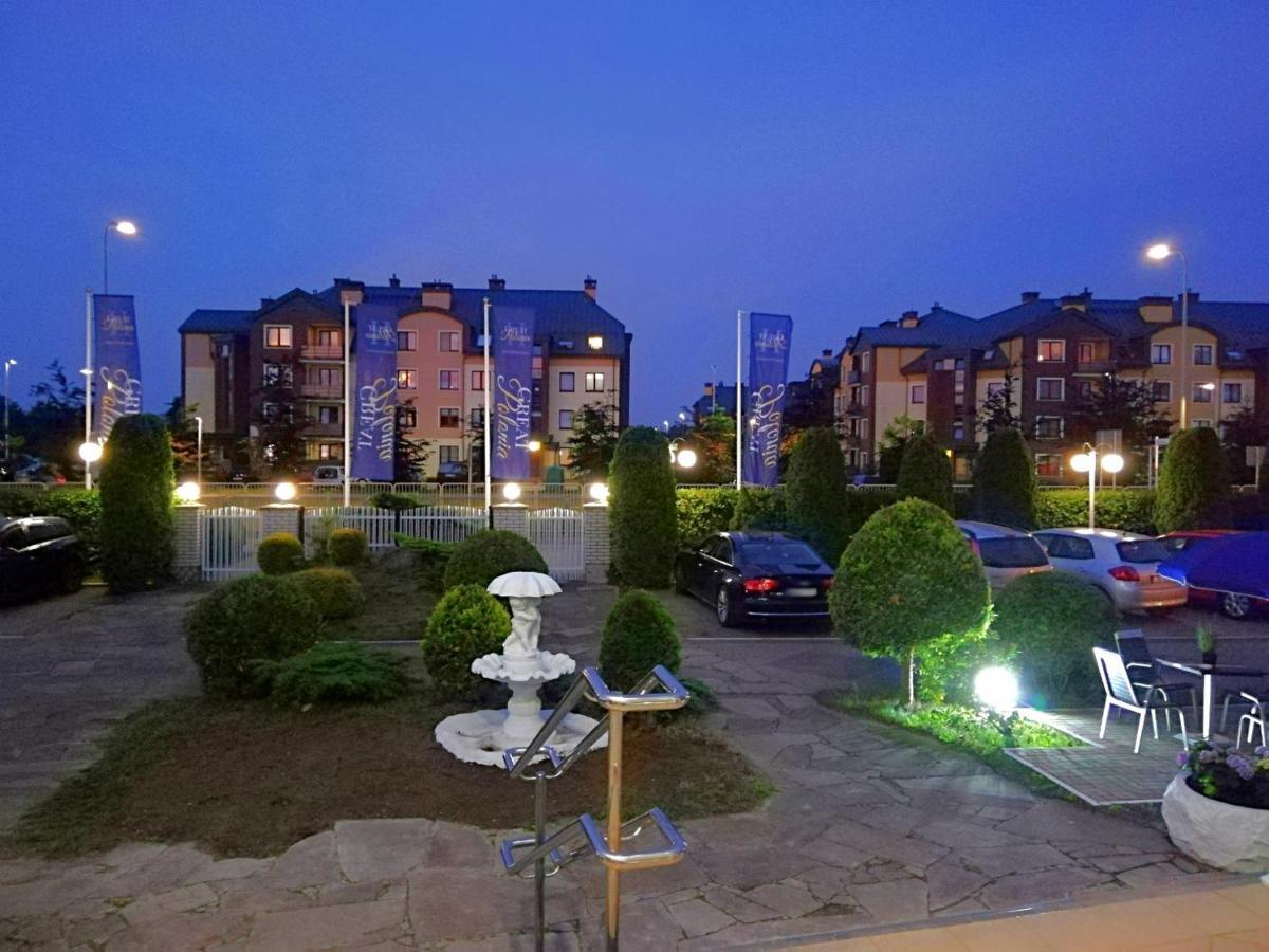 Great Polonia Ustka Bed and Breakfast Εξωτερικό φωτογραφία
