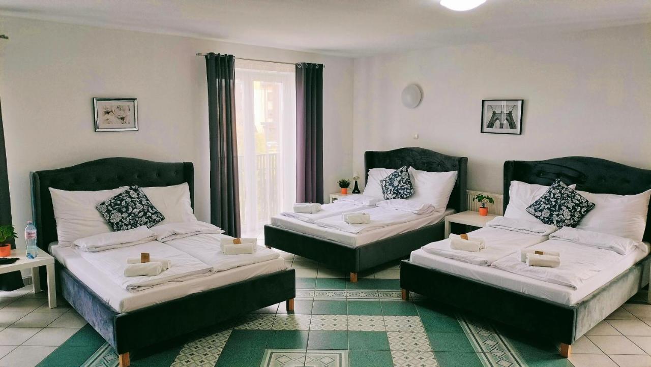 Great Polonia Ustka Bed and Breakfast Εξωτερικό φωτογραφία